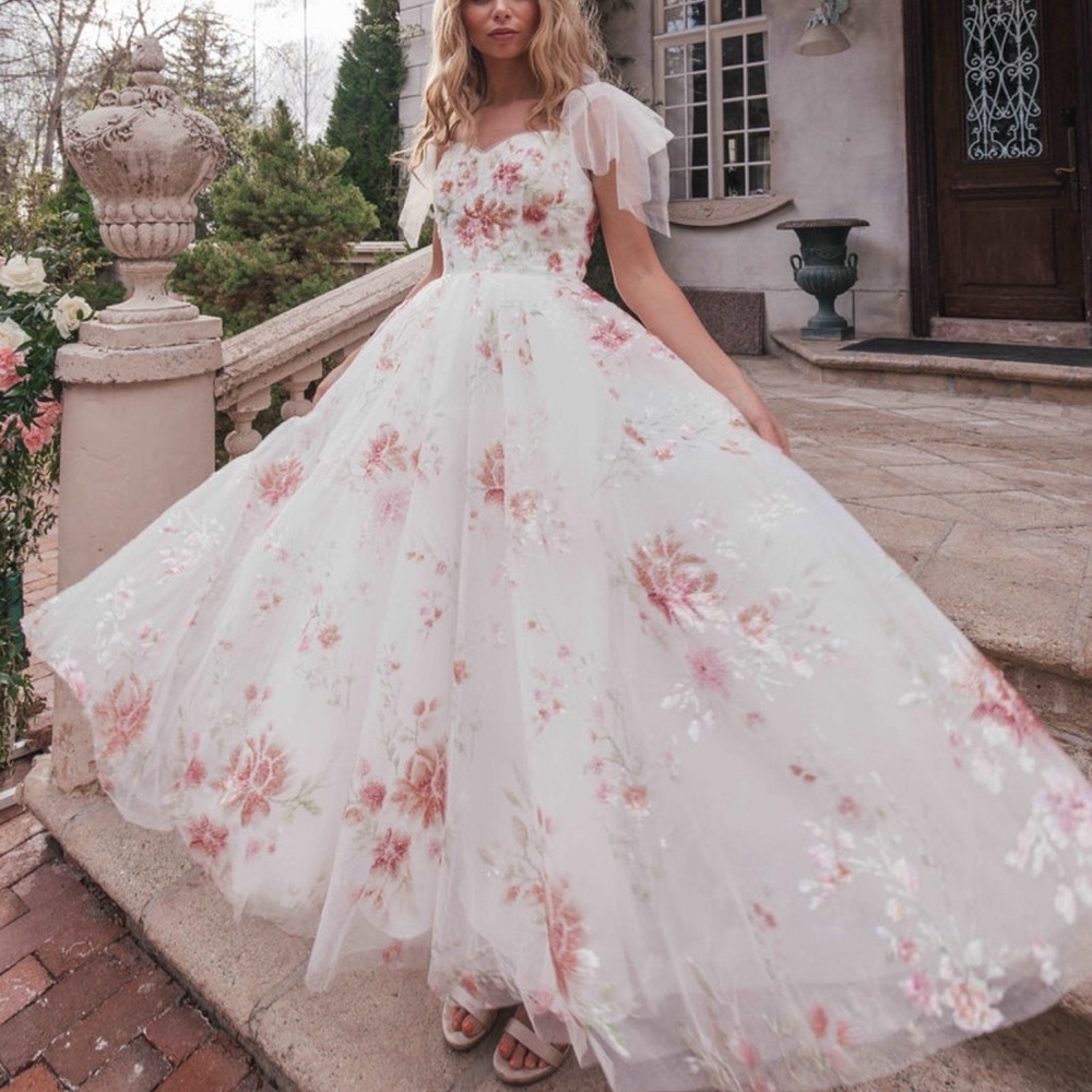 JessaKae Bianca sequined embroidered Floral White and Pink Women's Dress